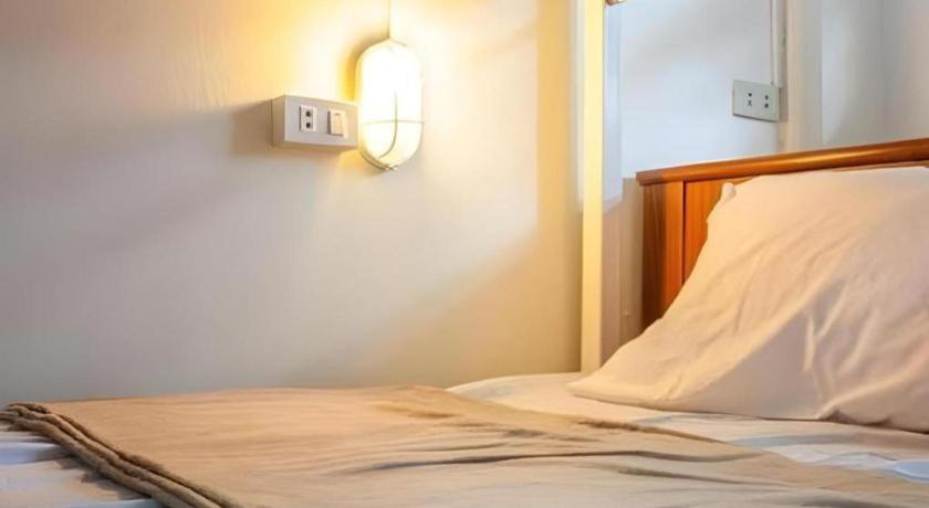 Kamin Bird Hostel Bangkok Kültér fotó